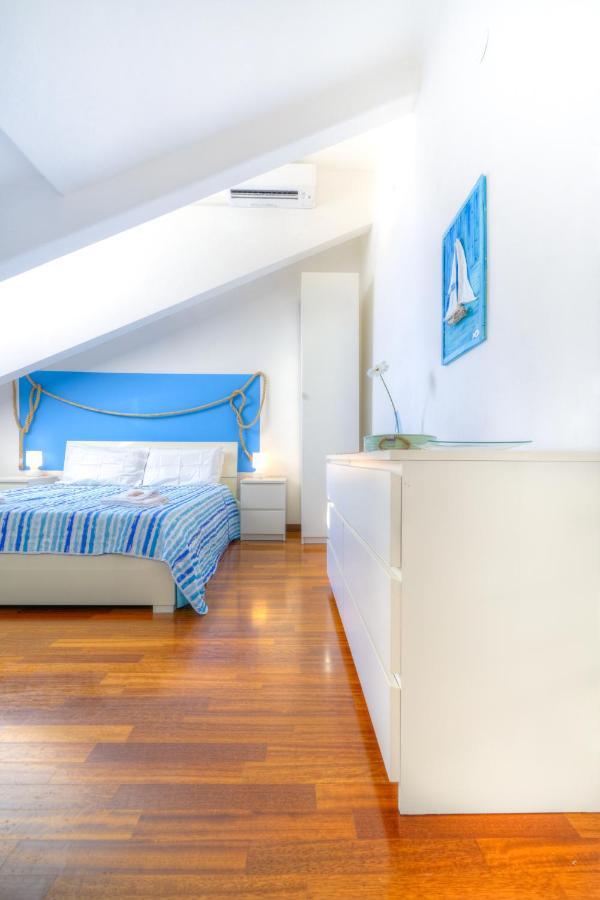 Il Nodo Apartment ลาสเปเซีย ภายนอก รูปภาพ